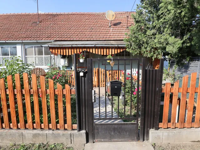 Eladó ház Üllő 98 nm