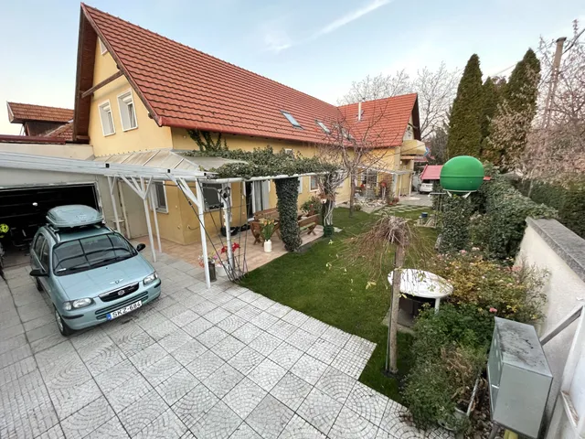 Eladó ház Törökbálint 315 nm