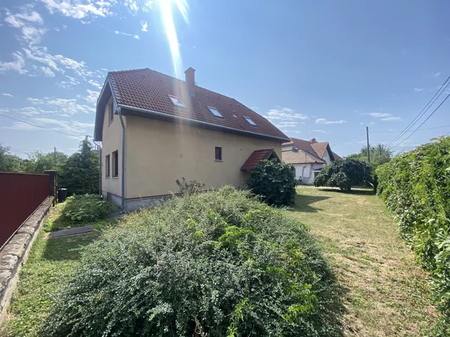 Eladó ház Budapest XVIII. kerület, Előd utca 155 nm