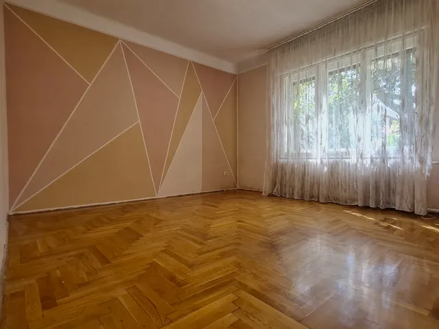 Eladó ház Budapest XVIII. kerület, Garam utca 56 nm