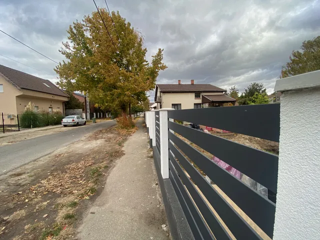 Eladó ház Budapest XVIII. kerület, Szemeretelep 35 nm