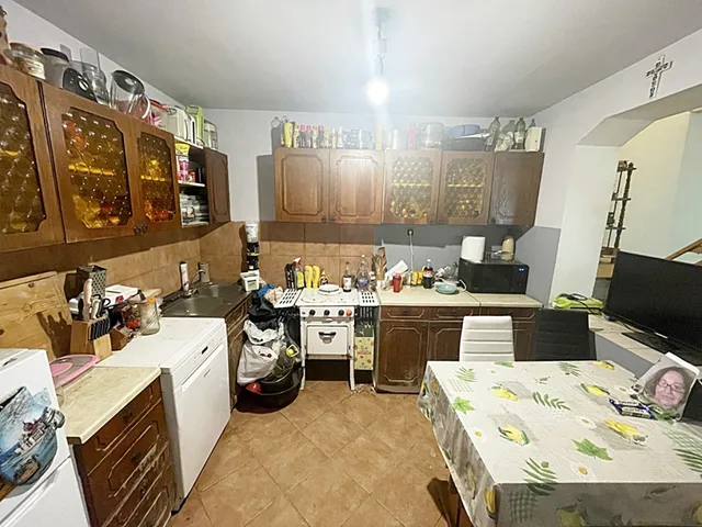 Eladó ház Törökbálint, Virág nevű utca 132 nm