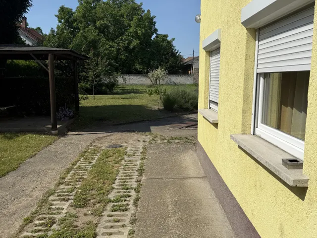 Eladó ház Szigetszentmiklós, Arpad utchoz közel utca 141 nm