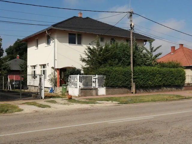Eladó ház Szigetszentmiklós 290 nm