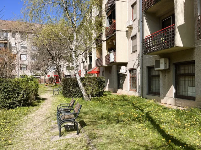 Eladó lakás Budapest III. kerület 61 nm