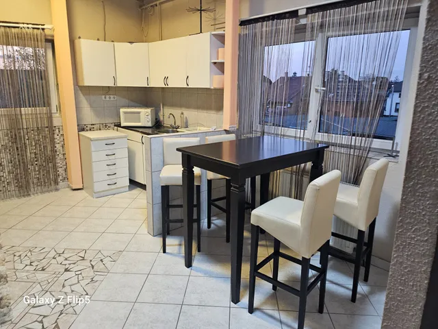 Eladó lakás Budapest XV. kerület 58 nm