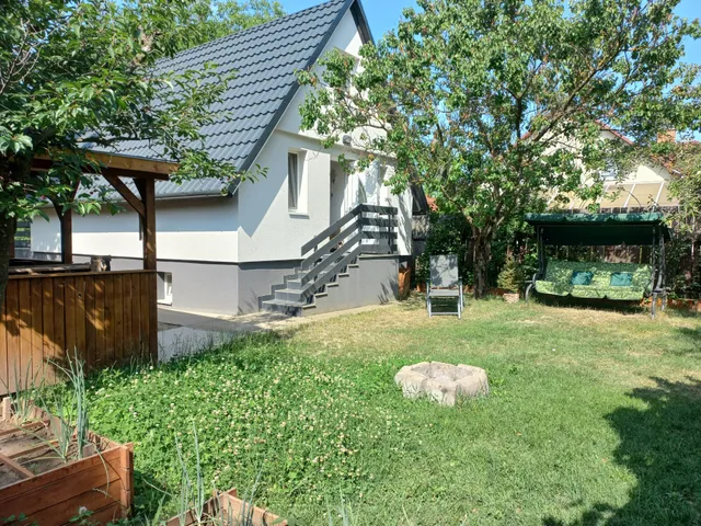 Eladó ház Veresegyház, Tópart 69 nm