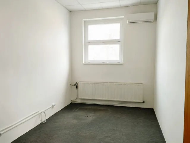 Kiadó kereskedelmi és ipari ingatlan Budapest IV. kerület, Baross utca