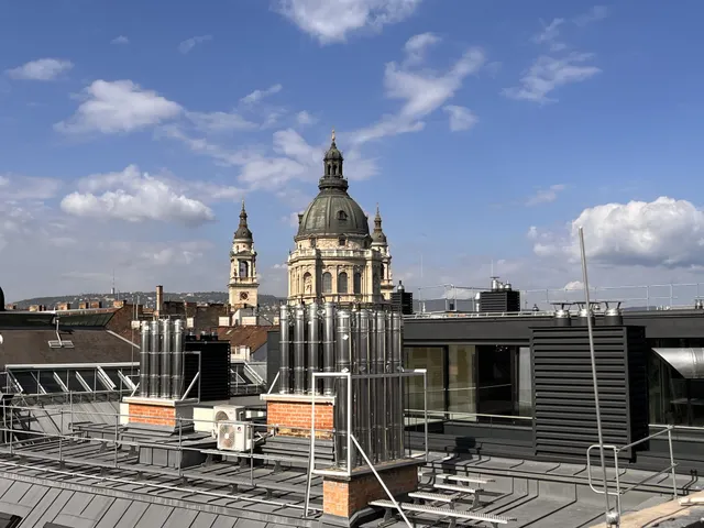 Eladó lakás Budapest VI. kerület 96 nm