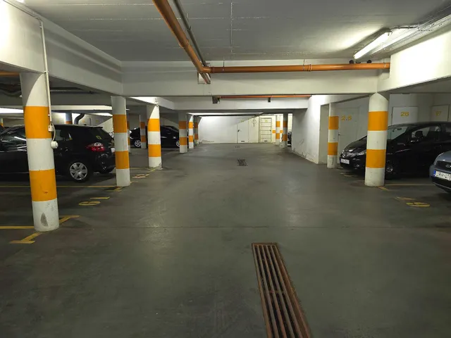 Eladó garázs Budapest IV. kerület