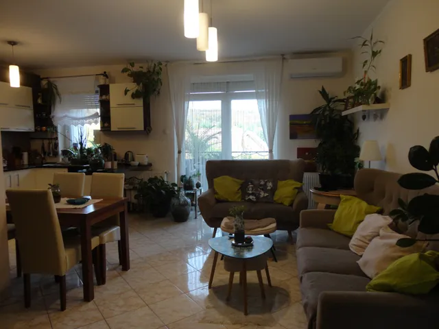 Eladó ház Fót, Nagy L. kir. utca 110 nm