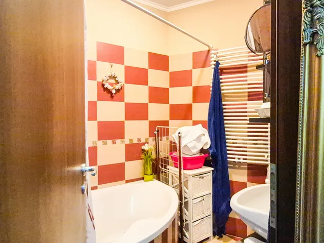 Eladó lakás Dunakeszi, Szent István utca 56 nm