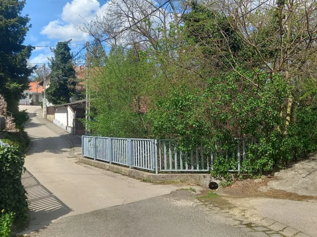 Eladó ház Budakalász 26 nm