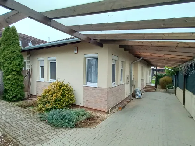 Eladó ház Dunakeszi, Szabadságliget 125 nm