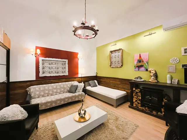 Eladó lakás Budapest VI. kerület, Oktogon 39 nm