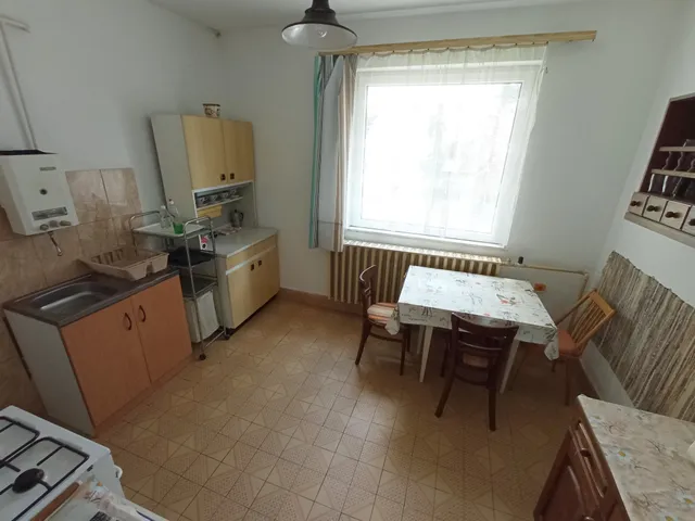 Kiadó lakás Budapest XIV. kerület, Öv utca 80 nm