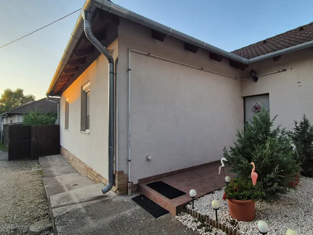 Eladó lakás Gyömrő 69 nm