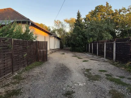 Eladó lakás Gyömrő, Mendei út környéki utca 69 nm