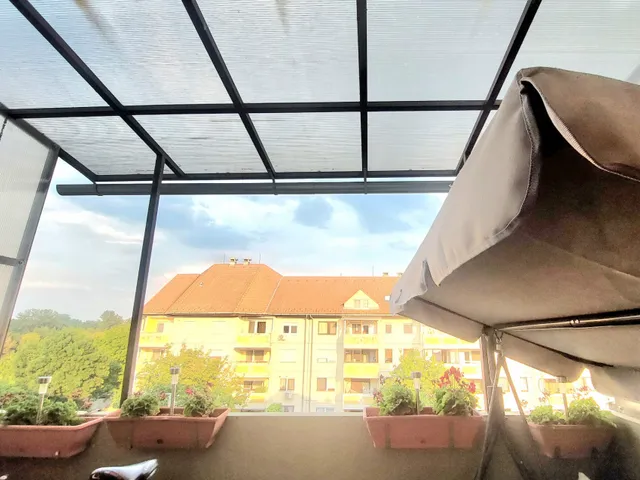Eladó lakás Budapest XVII. kerület, Színes házak utca 69 nm