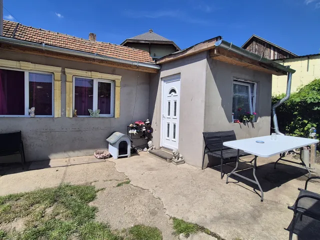 Eladó ház Maglód, Fő úthoz közeli utca 80 nm