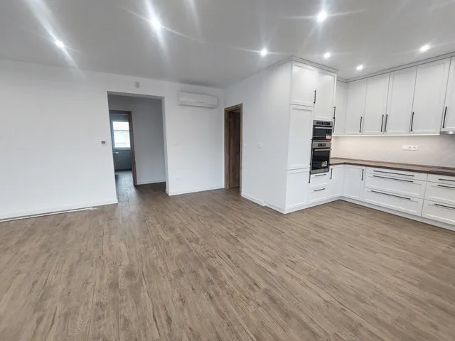 Eladó ház Budapest XVII. kerület, Rákoscsaba 155 nm