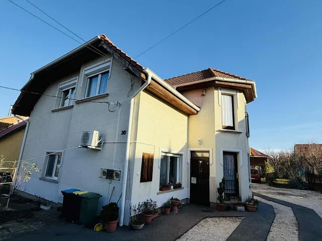 Eladó lakás Budapest XVII. kerület, Zrínyi utca környéki utca 78 nm