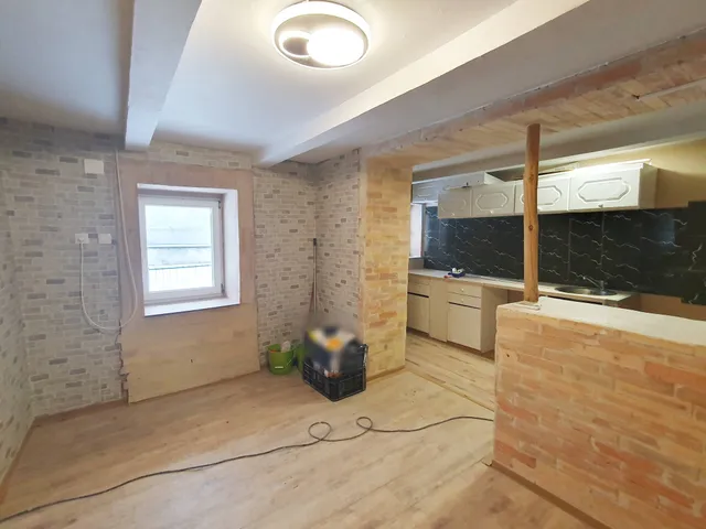 Eladó ház Isaszeg 48 nm