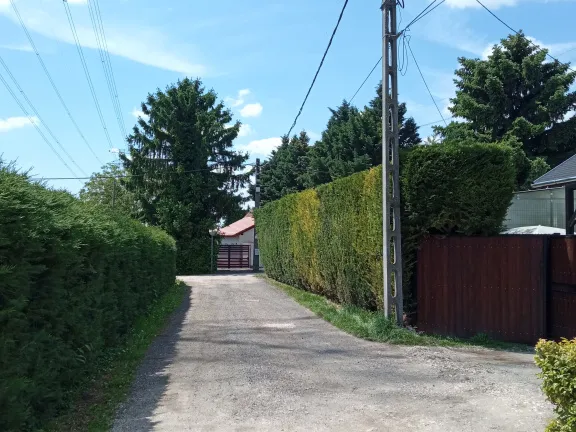 Eladó telek Diósd 700 nm