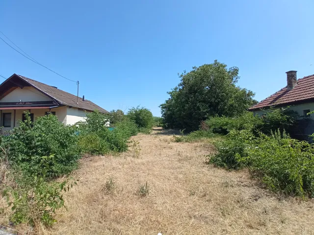 Eladó telek Gyál, EGRESSY út 1396 nm