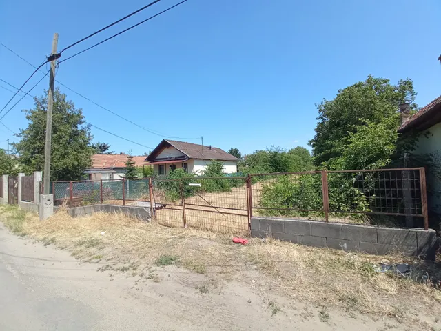 Eladó telek Gyál, EGRESSY út 1396 nm