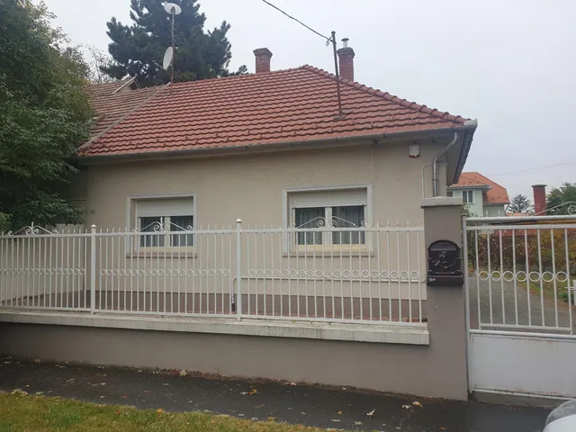 Eladó ház Budapest XXI. kerület, Királyerdő 70 nm