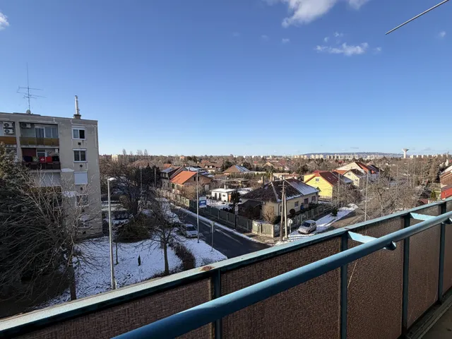 Eladó lakás Budapest XXI. kerület, Szent László utca 52 nm