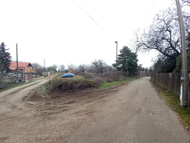 Eladó telek Budapest XXI. kerület, SZEDERFA utca 1554 nm