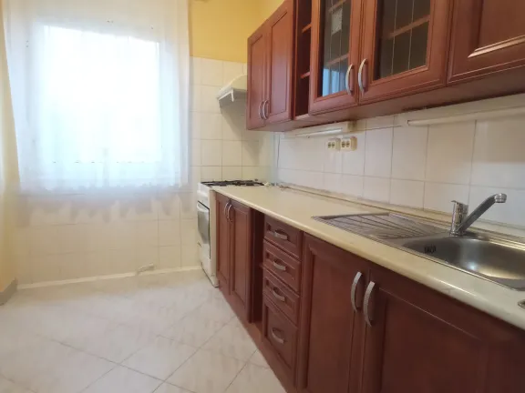 Kiadó lakás Budapest XXI. kerület, II.RÁKÓCZI FERENC út 54 nm