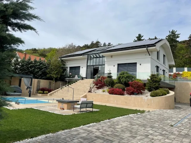 Eladó ház Budaörs 380 nm