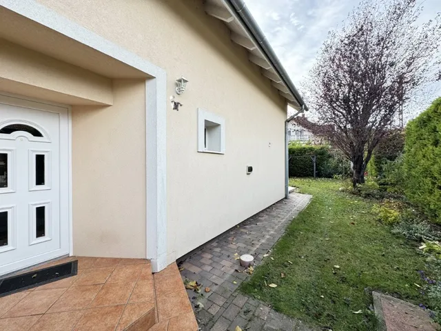 Eladó ház Budaörs 260 nm