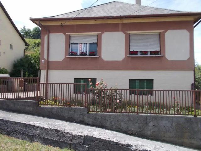 Eladó ház Ózd 80 nm