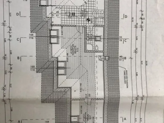 Kiadó ház Csömör 198 nm