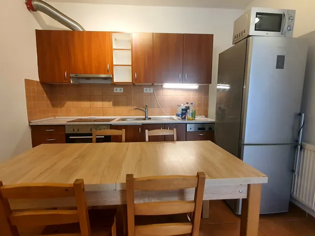 Kiadó lakás Budapest VIII. kerület 76 nm