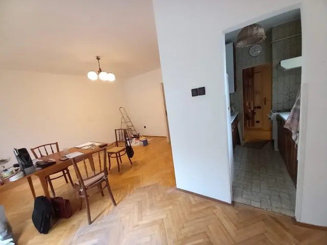 Eladó lakás Budapest III. kerület 70 nm