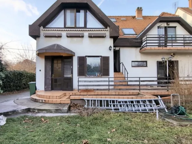 Eladó ház Budapest XI. kerület, Kelenvölgyben többgenerációs családiház eladó! 200 nm