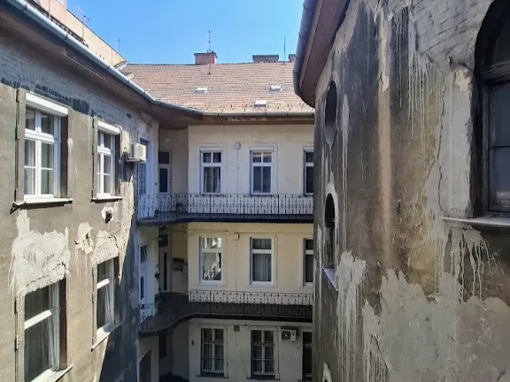 Eladó lakás Budapest VI. kerület 71 nm