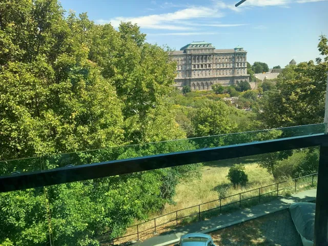 Kiadó lakás Budapest I. kerület 73 nm