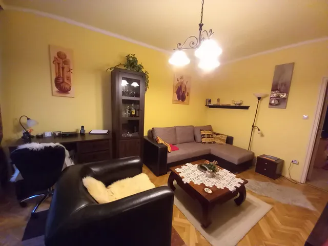 Eladó lakás Budapest XIII. kerület, Victor Hugo utca 48 nm