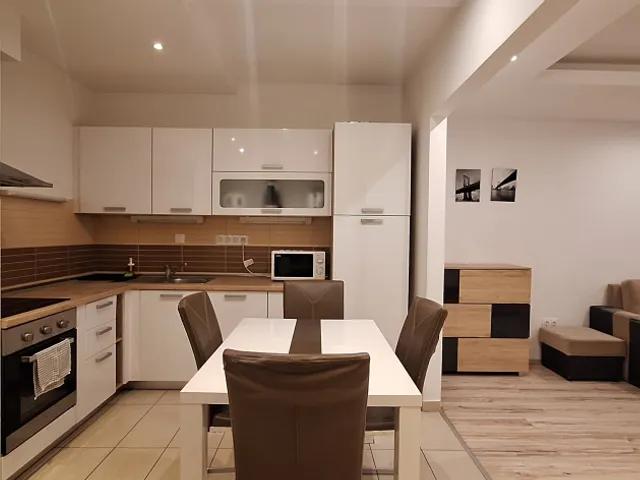 Eladó lakás Budapest VIII. kerület, Práter utca 47 nm