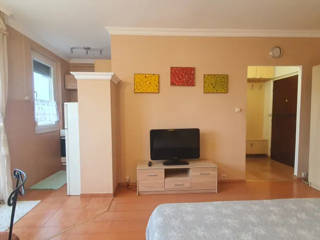 Eladó lakás Budapest III. kerület 30 nm