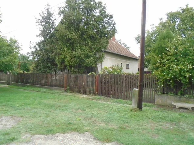 Eladó ház Jászkarajenő, Széchenyi utca 88 nm