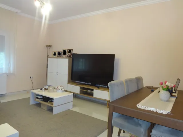 Eladó ház Tiszakécske, Vízhányó János utca 140 nm