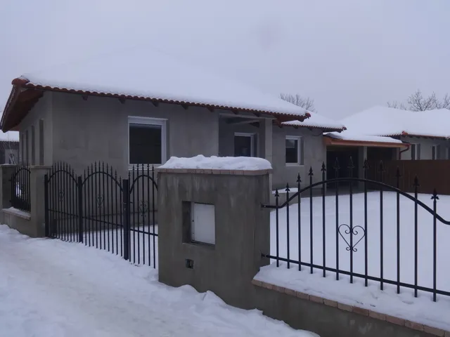 Eladó ház Tiszakécske, Kőrösi utca 75 nm