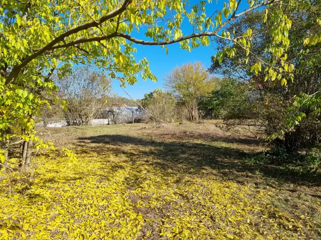 Eladó telek Vác 1102 nm